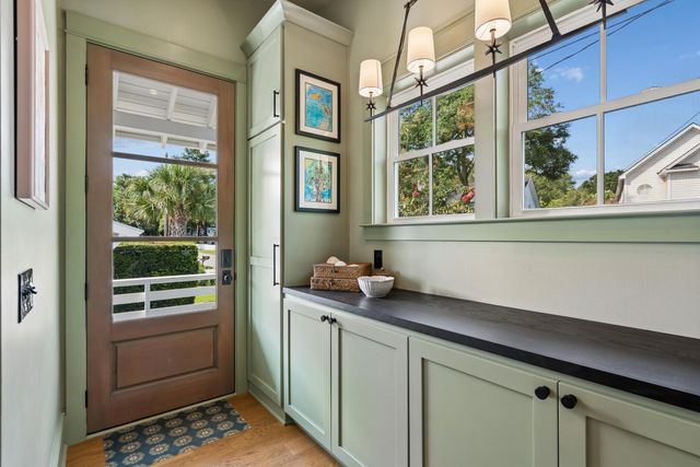 741 Winthrop Street, Mount Pleasant, SC 29464