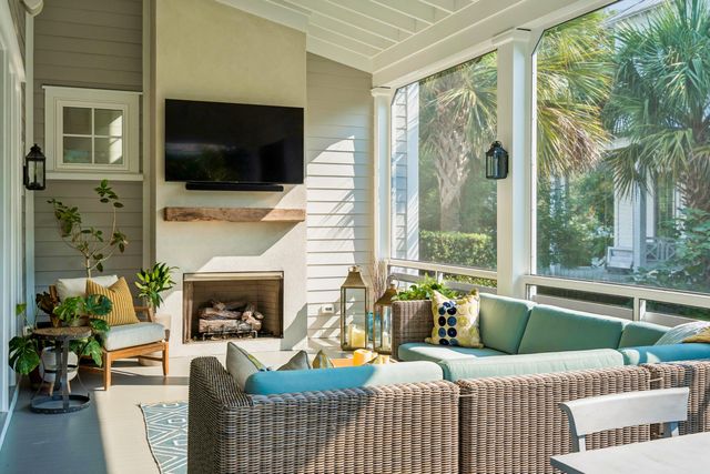 741 Winthrop Street, Mount Pleasant, SC 29464