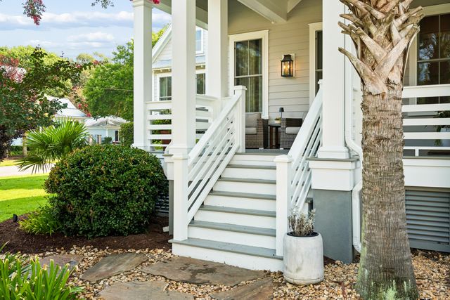 741 Winthrop Street, Mount Pleasant, SC 29464