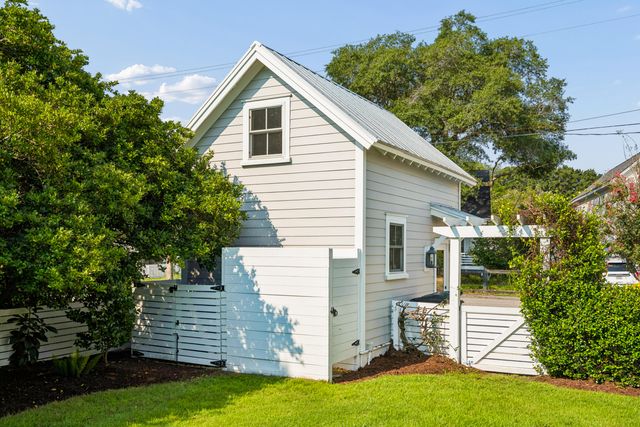 741 Winthrop Street, Mount Pleasant, SC 29464