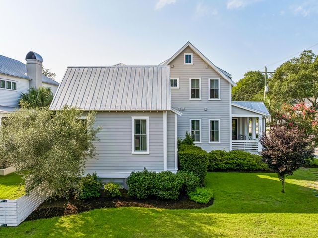 741 Winthrop Street, Mount Pleasant, SC 29464