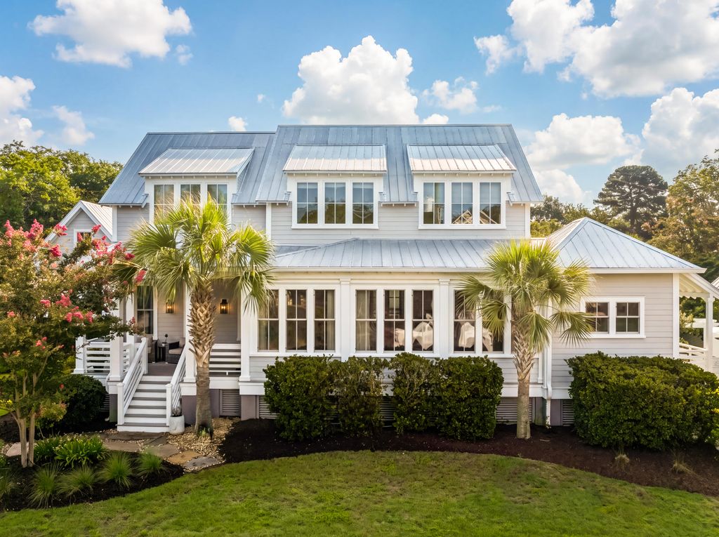 741 Winthrop Street, Mount Pleasant, SC 29464