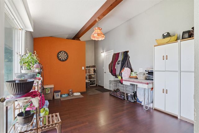 1104 1st St NE, Oelwein, IA 50662