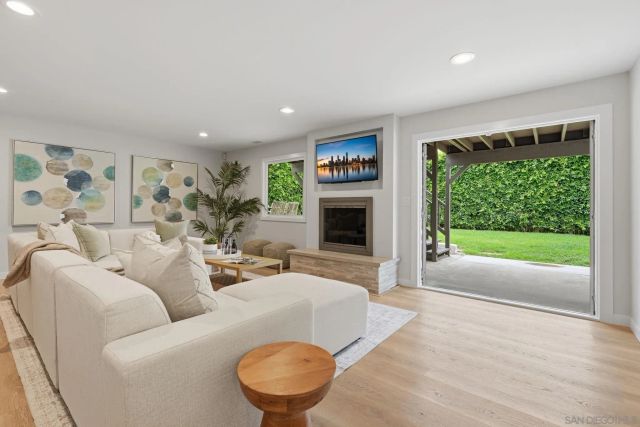 1106 WOTAN DRIVE, Encinitas, CA 92024