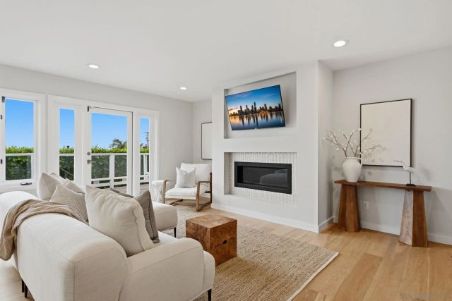 1106 WOTAN DRIVE, Encinitas, CA 92024