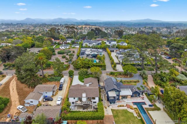 1106 WOTAN DRIVE, Encinitas, CA 92024