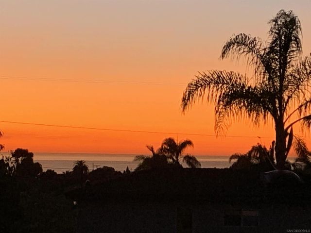 1106 WOTAN DRIVE, Encinitas, CA 92024