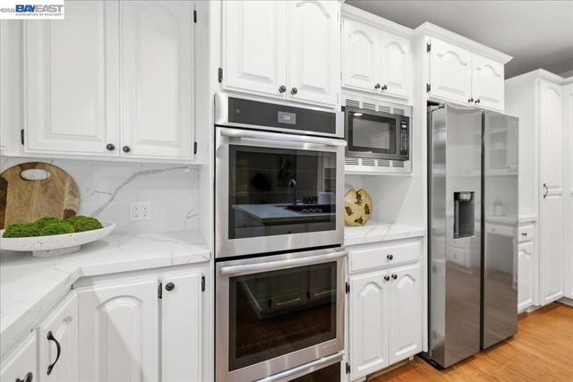 5212 Blackhawk Dr, Danville, CA 94506