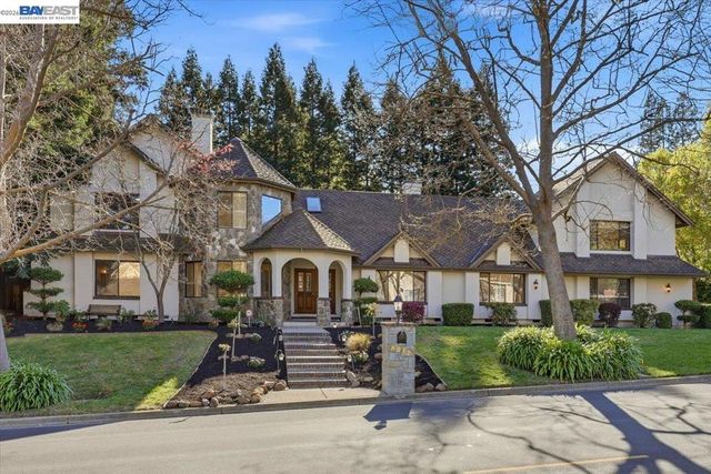 5212 Blackhawk Dr, Danville, CA 94506