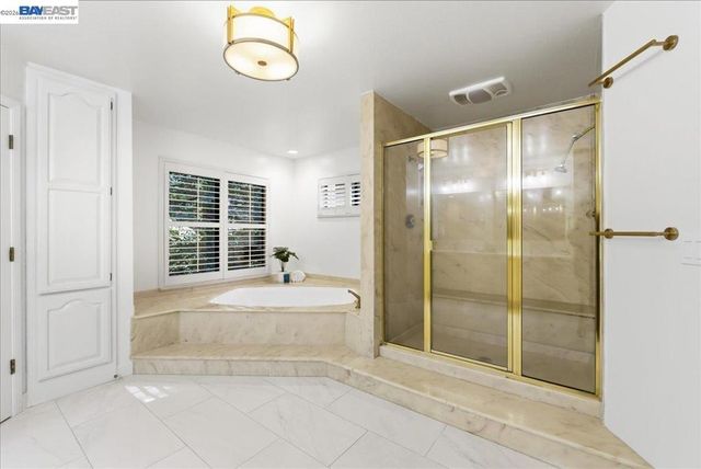 5212 Blackhawk Dr, Danville, CA 94506