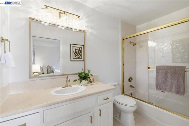 5212 Blackhawk Dr, Danville, CA 94506