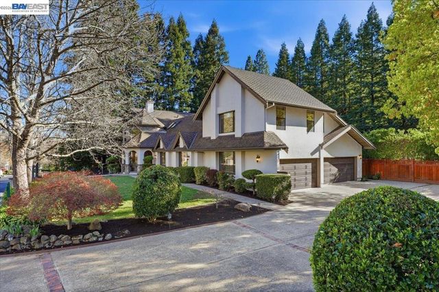 5212 Blackhawk Dr, Danville, CA 94506