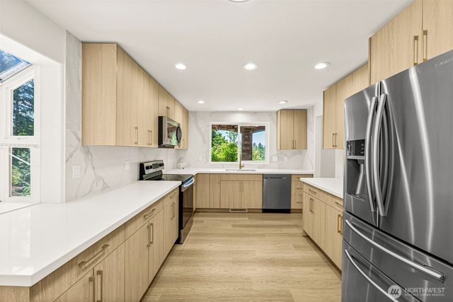 5420 Hawks Prairie Road NE, Olympia, WA 98516
