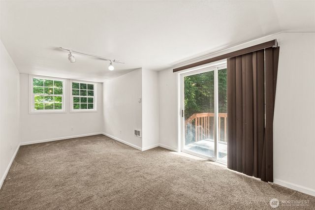 5420 Hawks Prairie Road NE, Olympia, WA 98516