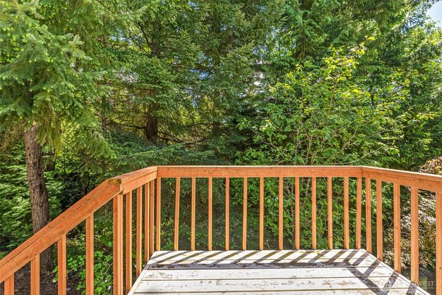 5420 Hawks Prairie Road NE, Olympia, WA 98516