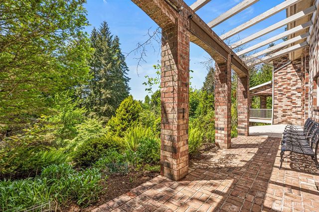 5420 Hawks Prairie Road NE, Olympia, WA 98516