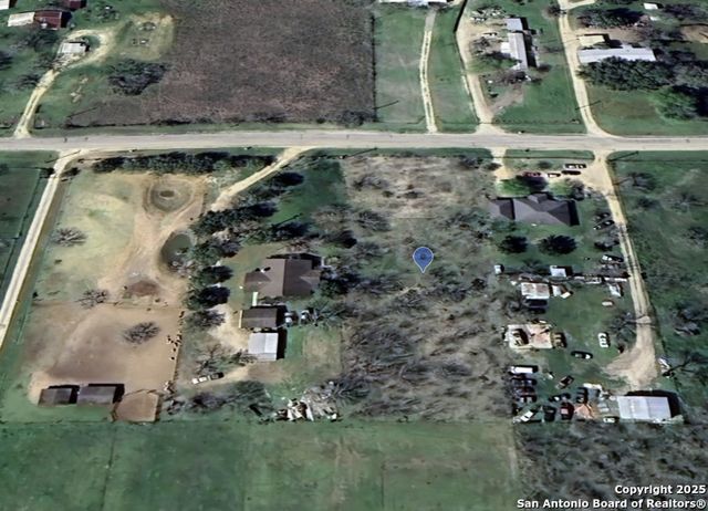 349 Muehl Rd, Seguin, TX 78155