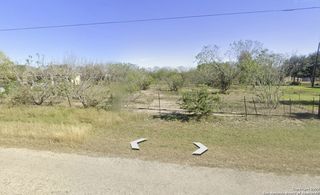 349 Muehl Rd, Seguin, TX 78155
