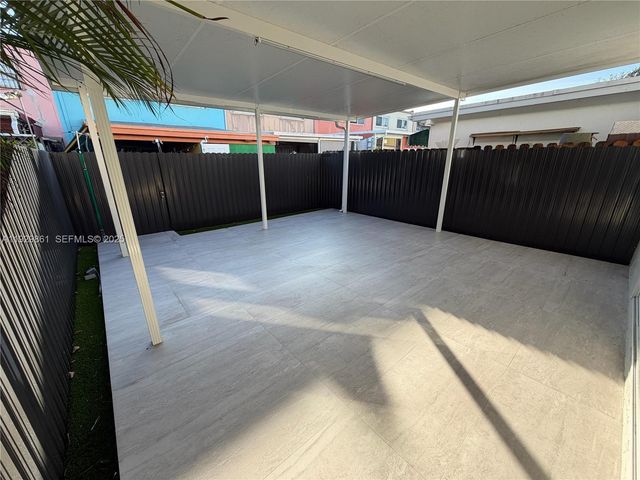 6855 W 2nd Ln, Hialeah, FL 33014