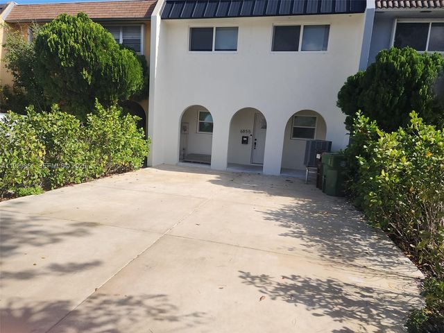 6855 W 2nd Ln, Hialeah, FL 33014