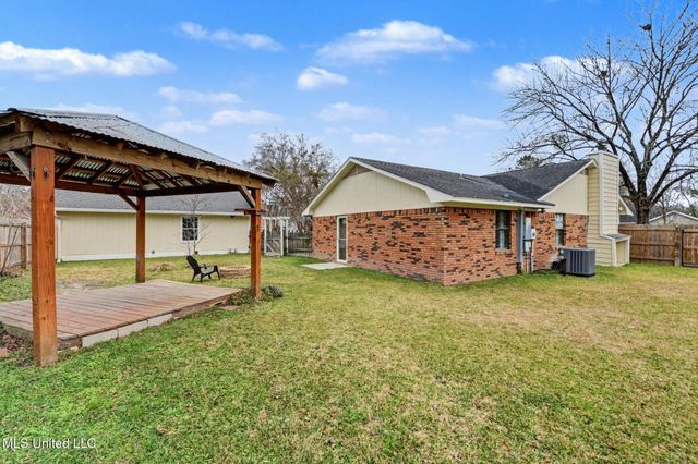 15435 Woody Drive, Gulfport, MS 39503