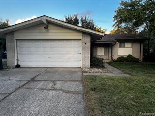 21450 Evergreen Road, Southfield, MI 48075