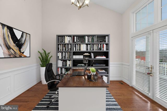 35047 SNICKERSVILLE TPKE, Round Hill, VA 20141