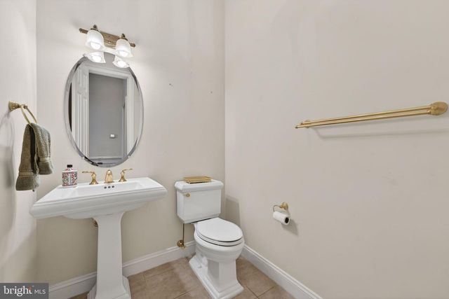 35047 SNICKERSVILLE TPKE, Round Hill, VA 20141