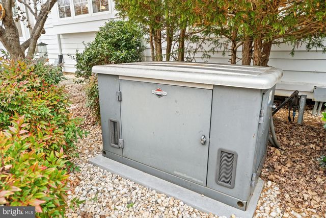 35047 SNICKERSVILLE TPKE, Round Hill, VA 20141