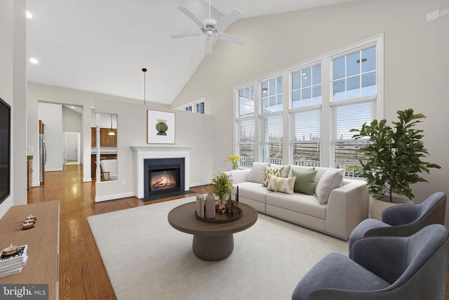 35047 SNICKERSVILLE TPKE, Round Hill, VA 20141