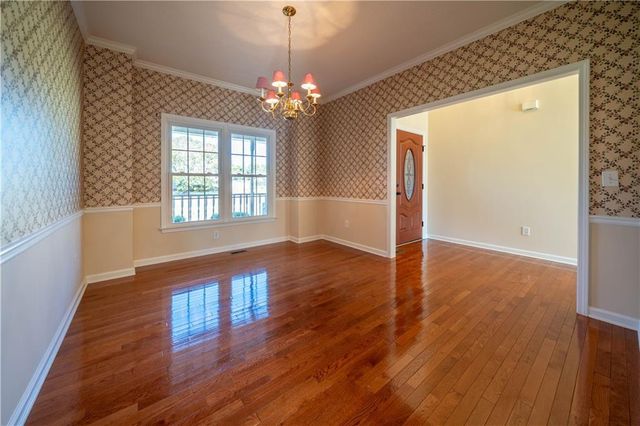 22 Churchill Downs NE, Cartersville, GA 30121