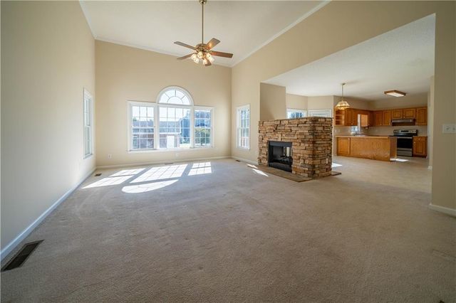 22 Churchill Downs NE, Cartersville, GA 30121