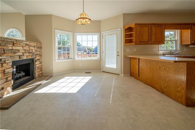 22 Churchill Downs NE, Cartersville, GA 30121