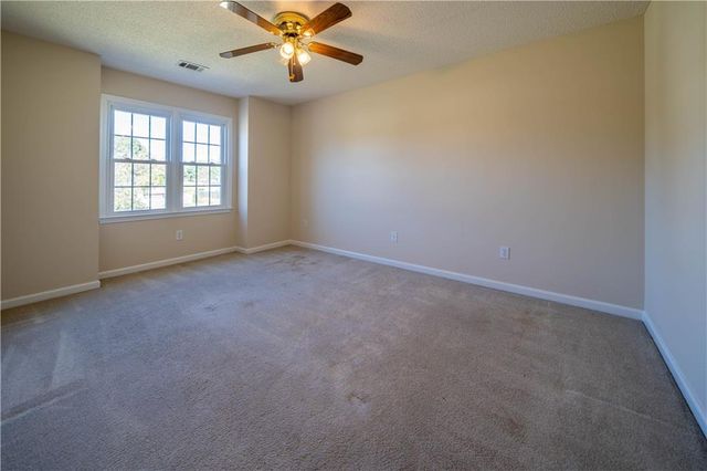 22 Churchill Downs NE, Cartersville, GA 30121