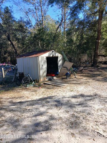 136 POWER LINE Road, Melrose, FL 32666