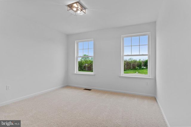 101 WOLFE CIR, Harrisburg, PA 17112
