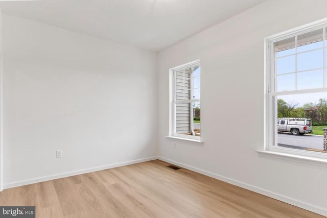 101 WOLFE CIR, Harrisburg, PA 17112