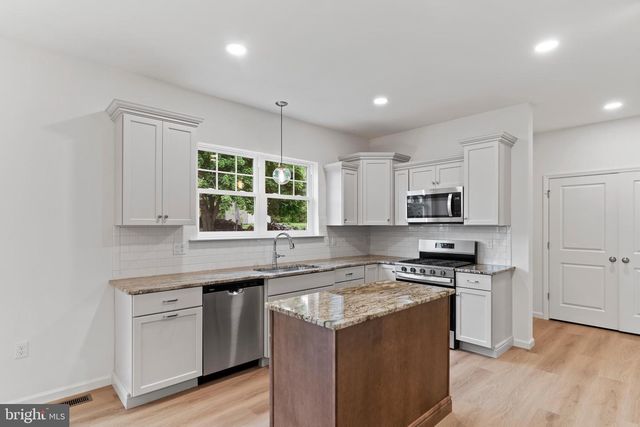 101 WOLFE CIR, Harrisburg, PA 17112