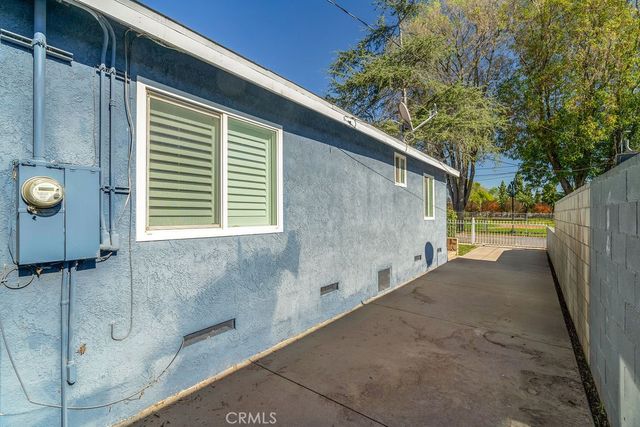 231 California, La Habra, CA 90631