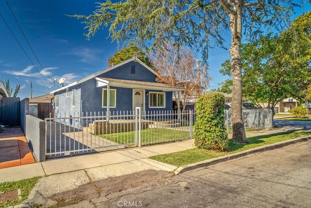 231 California, La Habra, CA 90631