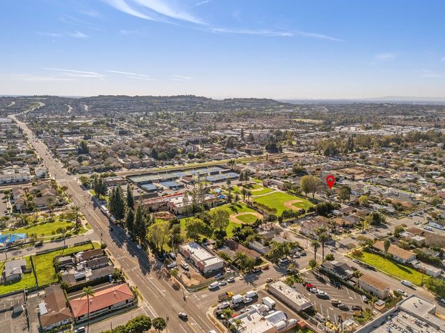 231 California, La Habra, CA 90631