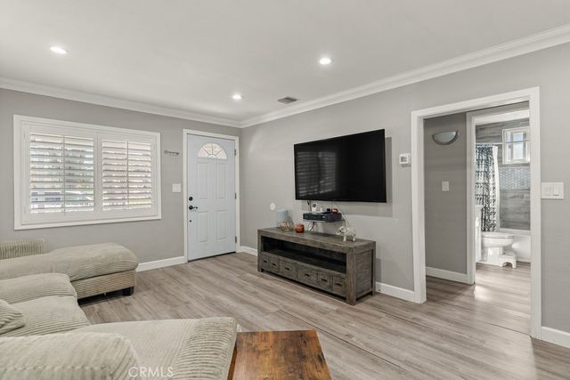 231 California, La Habra, CA 90631