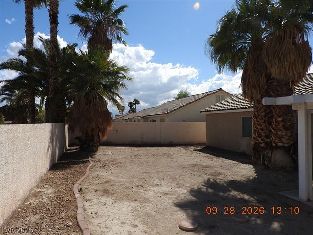 5324 Acacia Grove Street, North Las Vegas, NV 89031