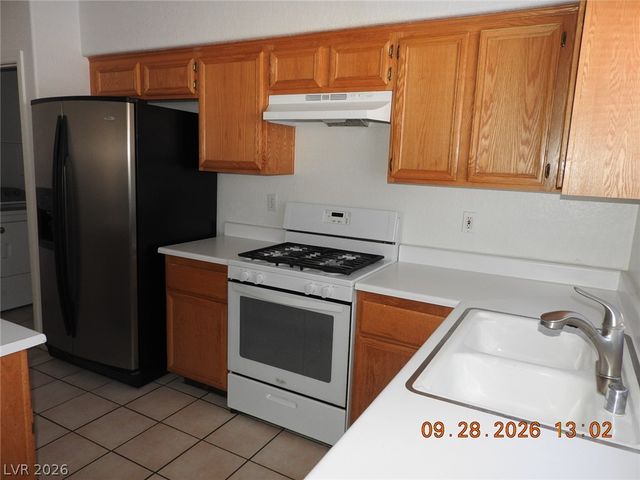 5324 Acacia Grove Street, North Las Vegas, NV 89031