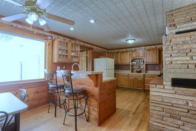 1945 Saint Clair Blvd Boulevard, Algonac, MI 48001