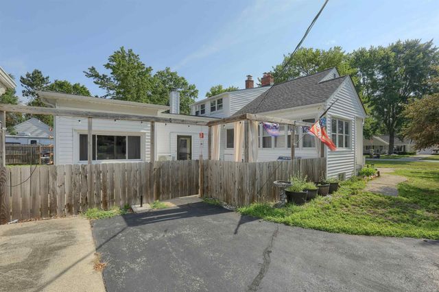 1945 Saint Clair Blvd Boulevard, Algonac, MI 48001