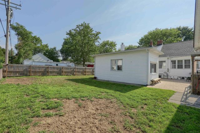 1945 Saint Clair Blvd Boulevard, Algonac, MI 48001