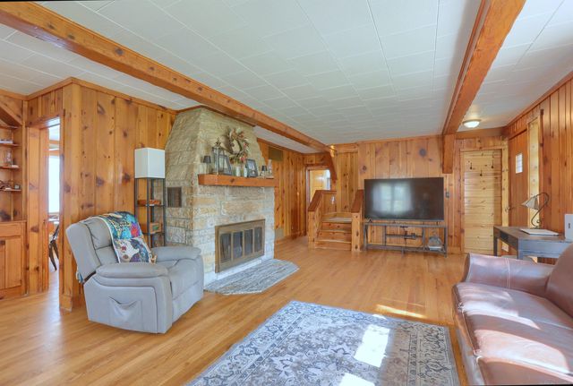 1945 Saint Clair Blvd Boulevard, Algonac, MI 48001