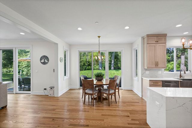 1760 Chris Court, Deerfield, IL 60015