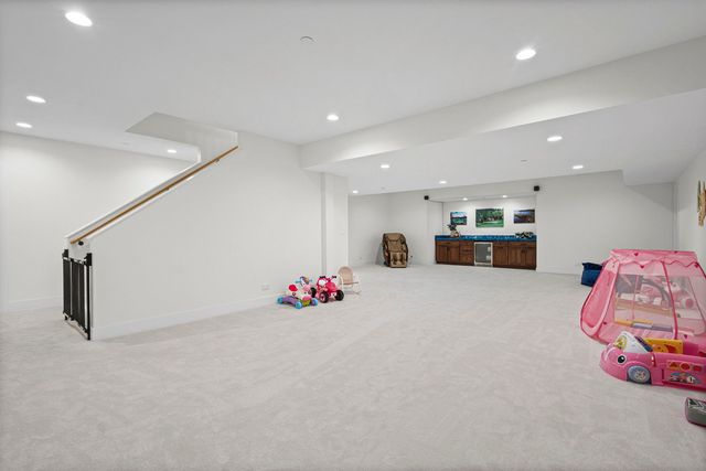 1760 Chris Court, Deerfield, IL 60015